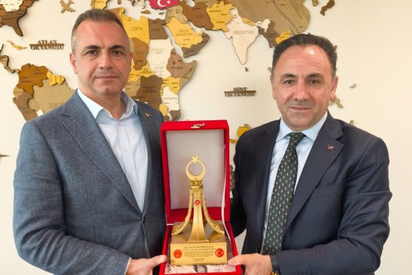 Çevre, Şehircilik ve İklim Değişikliği İstanbul İl Müdürü sayın Dr. Maliki Ejder BATUR’a nezaket ziyaretimiz.