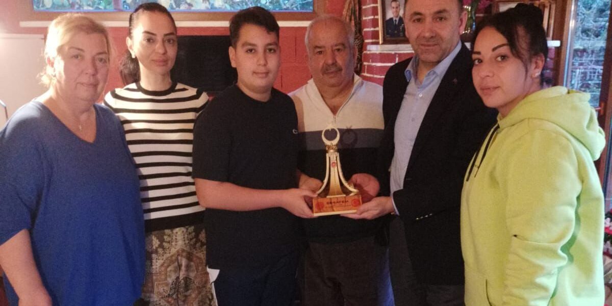 Şehit Pilot Yarbay Gökhan KORKMAZ’ın kıymetli ailesine taziye ziyareti.
