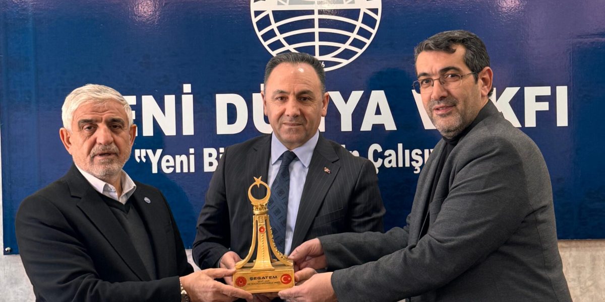 Yeni Dünya Vakfı Kars Şubesi’nin açılışı gerçekleştirildi.