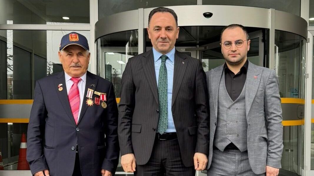 Esenyurt Muharip Gaziler Derneği Başkanı Sayın Ömer Aslan ile Esenyurt Şehit Aileleri ve Gaziler Birimi Başkanı Sayın Muhammet Tatlı’ya ziyaret