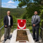 Kahraman şehidimiz Şerife Özden Kalmış’ın kabrini ziyaret ederek dualar ettik, Yasin-i Şerif okuduk ve kabir bakımını gerçekleştirdik.